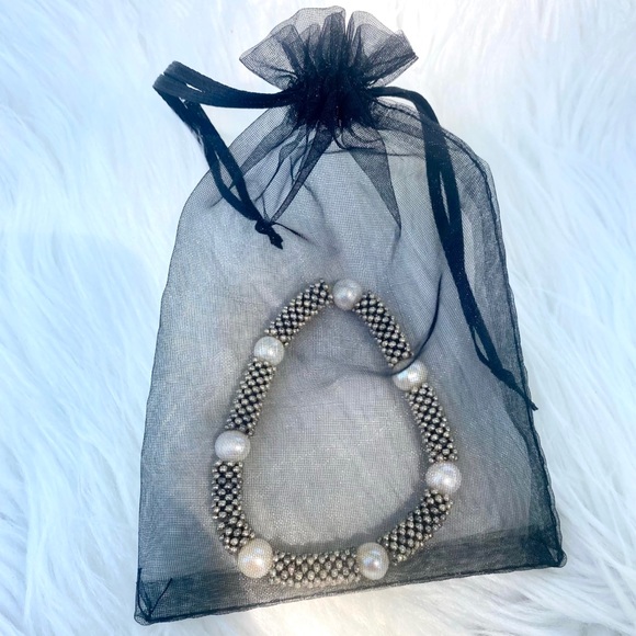 Beaded Silver and Pearl Bracelet - Picture 3 of 3